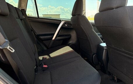 Toyota RAV4, 2017 год, 1 900 000 рублей, 24 фотография