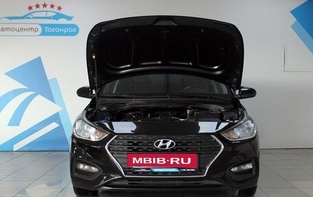 Hyundai Solaris II рестайлинг, 2017 год, 1 349 000 рублей, 2 фотография