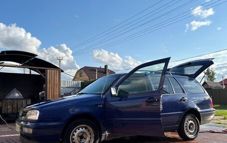 Volkswagen Golf III, 1999 год, 340 000 рублей, 1 фотография