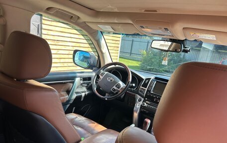 Toyota Land Cruiser 200, 2015 год, 3 900 000 рублей, 6 фотография