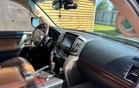 Toyota Land Cruiser 200, 2015 год, 3 900 000 рублей, 4 фотография