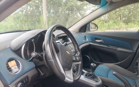 Chevrolet Cruze II, 2011 год, 950 000 рублей, 9 фотография