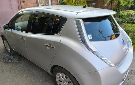 Nissan Leaf I, 2013 год, 550 000 рублей, 2 фотография
