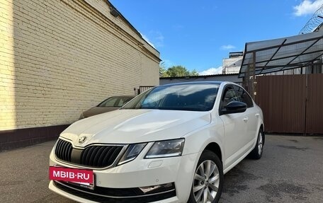 Skoda Octavia, 2018 год, 1 650 000 рублей, 2 фотография