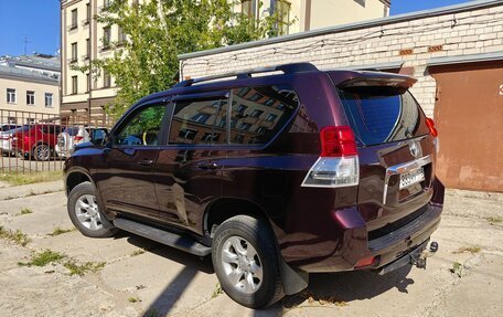 Toyota Land Cruiser Prado 150 рестайлинг 2, 2012 год, 3 200 000 рублей, 2 фотография