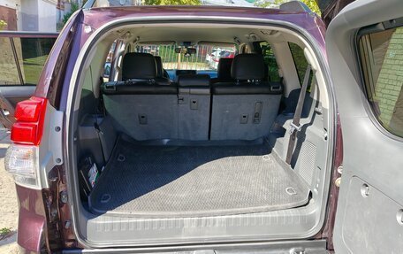 Toyota Land Cruiser Prado 150 рестайлинг 2, 2012 год, 3 200 000 рублей, 9 фотография