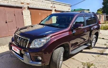 Toyota Land Cruiser Prado 150 рестайлинг 2, 2012 год, 3 200 000 рублей, 7 фотография