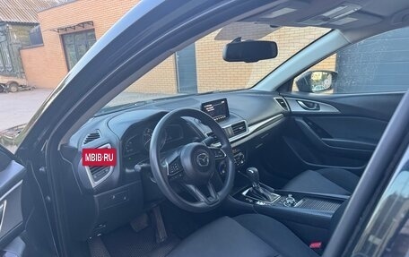 Mazda 3, 2017 год, 1 580 000 рублей, 10 фотография