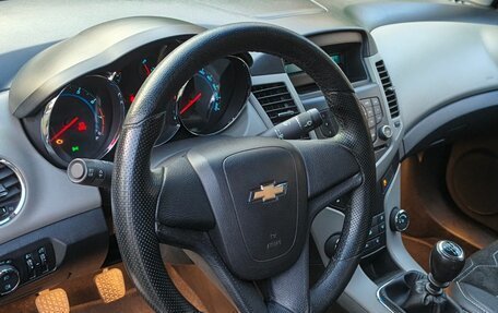 Chevrolet Cruze II, 2011 год, 1 000 000 рублей, 7 фотография