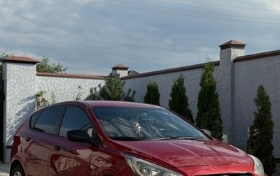 Hyundai Solaris II рестайлинг, 2011 год, 650 000 рублей, 1 фотография