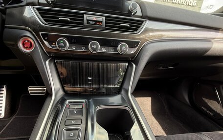 Honda Accord IX рестайлинг, 2019 год, 3 200 000 рублей, 27 фотография
