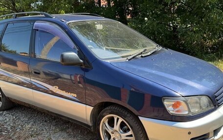 Toyota Ipsum II, 1997 год, 400 000 рублей, 3 фотография