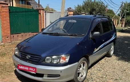 Toyota Ipsum II, 1997 год, 400 000 рублей, 18 фотография