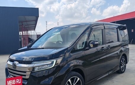 Honda Stepwgn IV, 2021 год, 2 380 000 рублей, 7 фотография