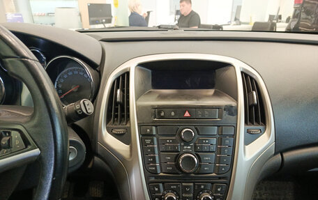 Opel Astra J, 2011 год, 496 000 рублей, 18 фотография