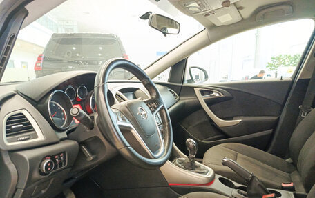 Opel Astra J, 2011 год, 496 000 рублей, 20 фотография
