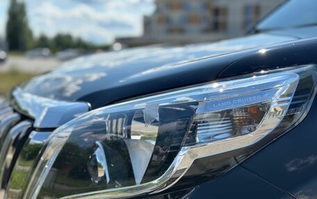 Toyota Land Cruiser Prado 150 рестайлинг 2, 2015 год, 3 490 000 рублей, 27 фотография