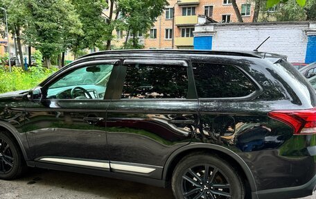 Mitsubishi Outlander III рестайлинг 3, 2015 год, 1 450 000 рублей, 6 фотография