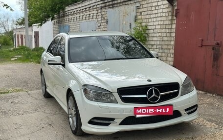 Mercedes-Benz C-Класс, 2010 год, 1 150 000 рублей, 2 фотография