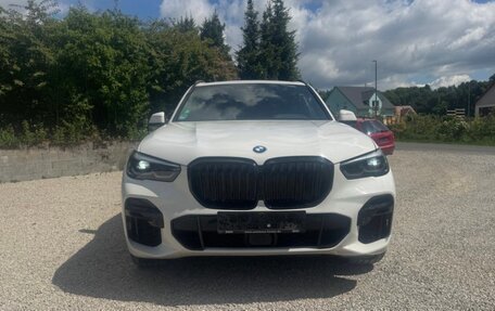 BMW X5, 2022 год, 12 950 000 рублей, 2 фотография