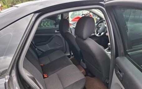 Ford Focus II рестайлинг, 2011 год, 550 000 рублей, 15 фотография