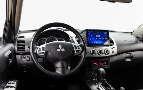 Mitsubishi L200 IV рестайлинг, 2013 год, 2 538 000 рублей, 14 фотография