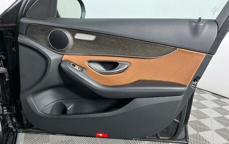 Mercedes-Benz C-Класс, 2019 год, 3 280 000 рублей, 24 фотография