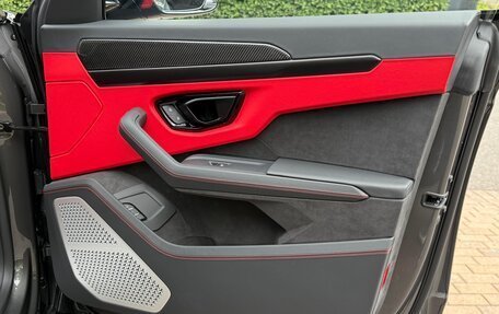 Lamborghini Urus I, 2025 год, 43 900 000 рублей, 23 фотография