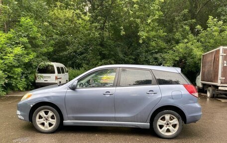 Toyota Matrix, 2003 год, 530 000 рублей, 2 фотография