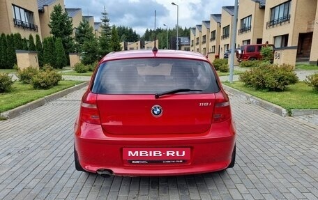 BMW 1 серия, 2011 год, 800 000 рублей, 6 фотография