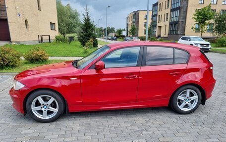 BMW 1 серия, 2011 год, 800 000 рублей, 12 фотография