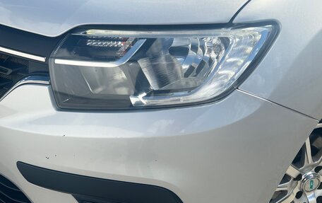 Renault Logan II, 2019 год, 890 000 рублей, 15 фотография