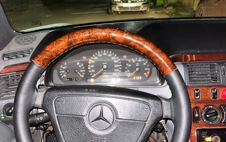 Mercedes-Benz E-Класс, 1996 год, 150 000 рублей, 4 фотография