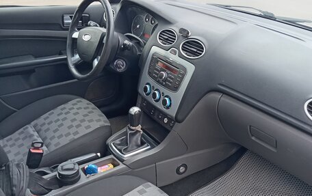 Ford Focus II рестайлинг, 2007 год, 410 000 рублей, 4 фотография
