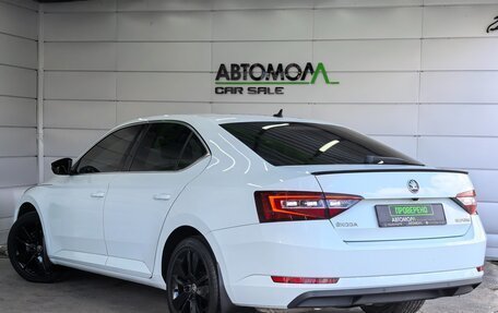 Skoda Superb III рестайлинг, 2018 год, 2 319 000 рублей, 4 фотография
