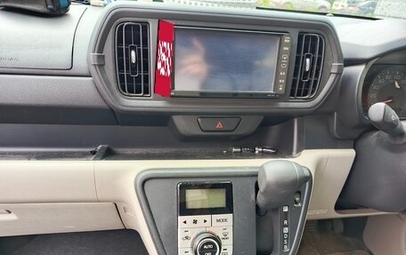 Toyota Passo III, 2017 год, 800 000 рублей, 8 фотография