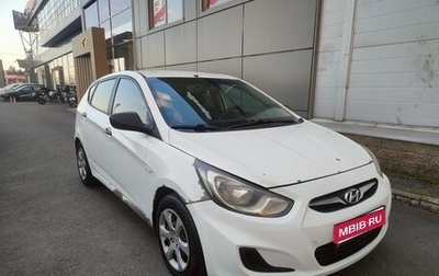 Hyundai Solaris II рестайлинг, 2011 год, 450 000 рублей, 1 фотография