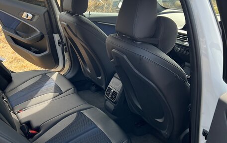 BMW 1 серия, 2019 год, 1 900 000 рублей, 7 фотография