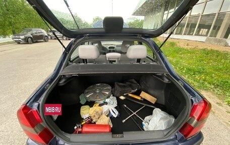 Mitsubishi Carisma I, 2001 год, 450 000 рублей, 17 фотография