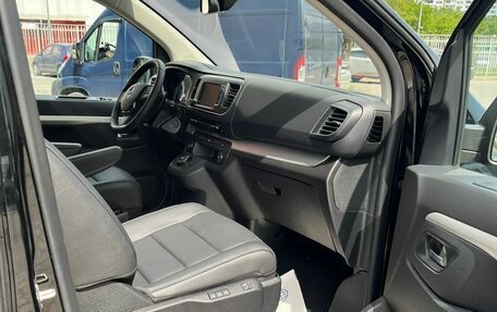 Opel Zafira Life I, 2023 год, 6 300 000 рублей, 13 фотография