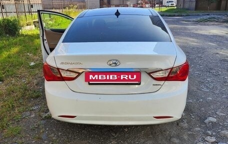 Hyundai Sonata VI, 2011 год, 1 500 000 рублей, 2 фотография