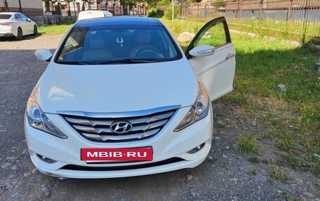 Hyundai Sonata VI, 2011 год, 1 500 000 рублей, 3 фотография
