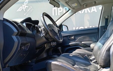Mitsubishi Outlander III рестайлинг 3, 2007 год, 950 000 рублей, 11 фотография