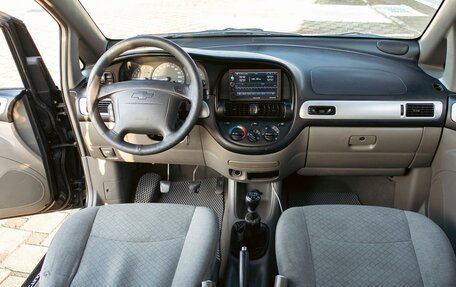 Chevrolet Rezzo, 2007 год, 495 000 рублей, 17 фотография
