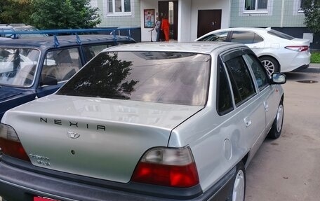 Daewoo Nexia I рестайлинг, 1999 год, 320 000 рублей, 4 фотография