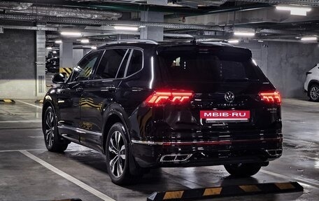 Volkswagen Tiguan II, 2023 год, 4 060 000 рублей, 4 фотография