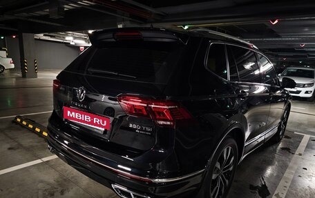 Volkswagen Tiguan II, 2023 год, 4 060 000 рублей, 6 фотография