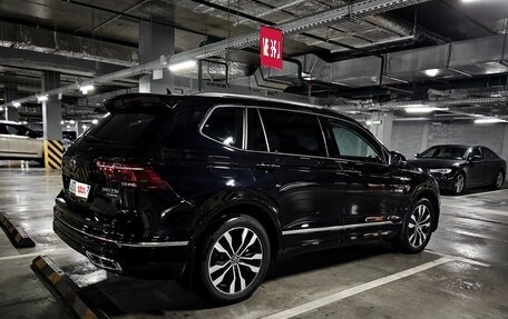 Volkswagen Tiguan II, 2023 год, 4 060 000 рублей, 7 фотография