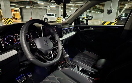 Volkswagen Tiguan II, 2023 год, 4 060 000 рублей, 12 фотография
