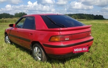 Mazda 323, 1992 год, 575 000 рублей, 3 фотография